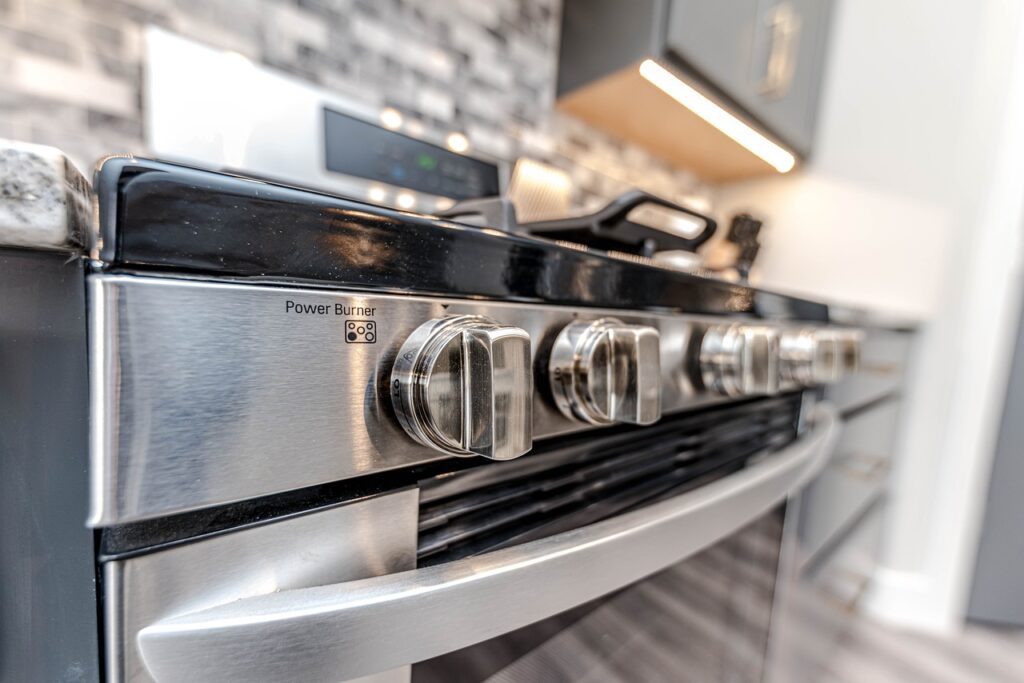 stove, oven, range-4994402.jpg